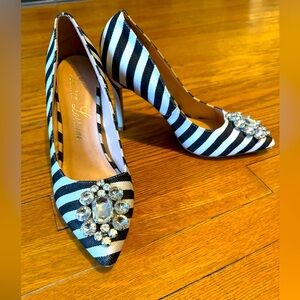 Lauren Lorraine Clothe Striped Heel with Crystal attached Broach. 8-1/2